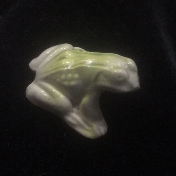 Vintage Wade of England Red Rose Tea Frog Figurine - Picture 7 of 11